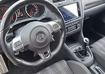 VW Golf Volkswagen 2.0 TDI GTD