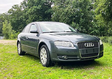 Audi A4 2.0 Limousine Anhängerkupplung Gasanlage