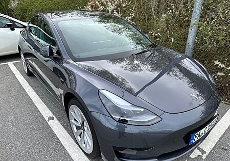 Tesla Model 3 Hinterradantrieb Standard Range