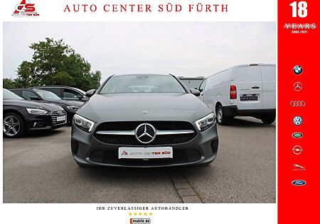 Mercedes-Benz A 180 A-180 d MOUNTAINGRAU MAGNO*1. HAND*LED*KAMERA*