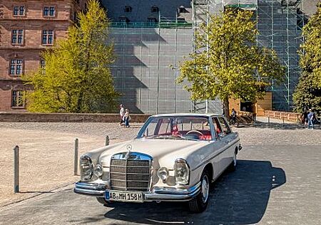 Mercedes-Benz 280 280s