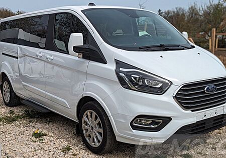 Ford Tourneo Transit Custom 320 L2 LANG TITANIUM 8 Si