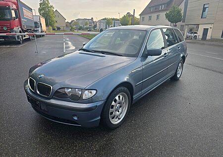 BMW 320i touring. " Tüv neu"
