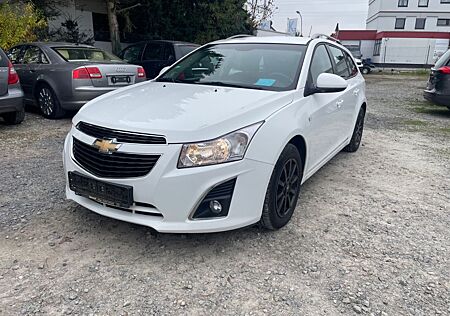 Chevrolet Cruze Station Wagon LT+