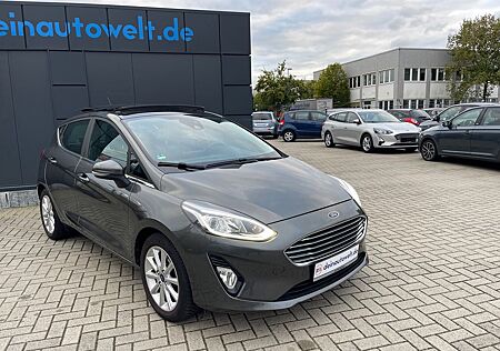 Ford Fiesta Titanium*Schiebedach*Navi*TüvNeu