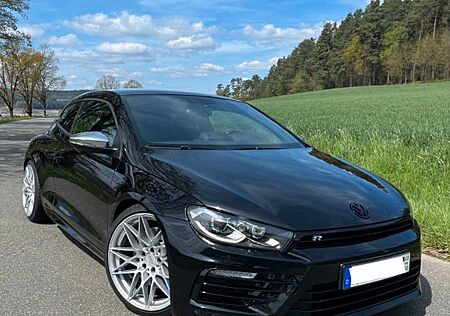 VW Scirocco Volkswagen 2.0 TSI DSG R - *LIEBHABERFAHRZEUG*