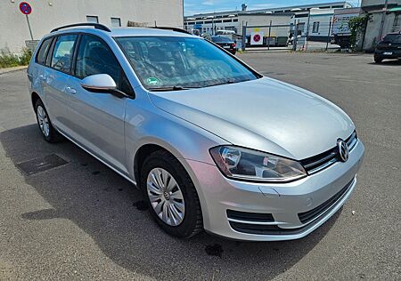 VW Golf Volkswagen Euro 6 Klima TÜV9.26 Scheckheft SHZG 1-Hand