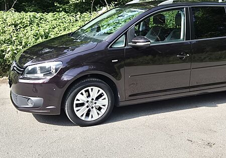 VW Touran Volkswagen 1.6 TDI DSG LIFE BlueMotion Technolog...