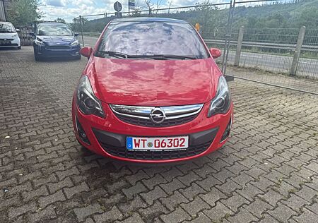 Opel Corsa D Satellite