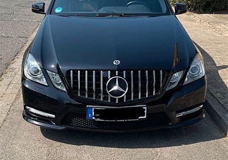Mercedes-Benz E 300 AVANTGARDE AMG LIM. V6