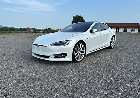 Tesla Model S 100D - Maximale Reichweite