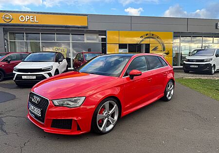 Audi RS3 ,Panorama,Spabgas.,Kamera,B&O,Navi