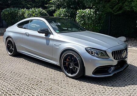 Mercedes-Benz C 63 AMG C63S Coupé - Keramik,Carbon,Garantie 139.5K BLP!