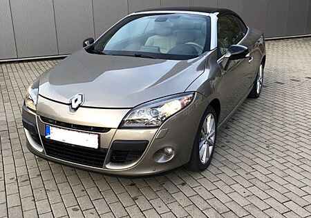 Renault Megane Coupé-Cabriolet 2.0 16V 140 CVT Luxe