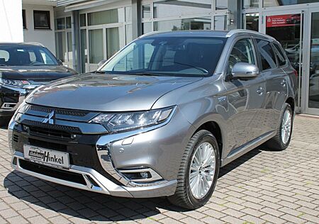 Mitsubishi Plug in Hybrid Outlander Plug-in Hybrid Outlander 2.4 Plus mit Fahrassi-p