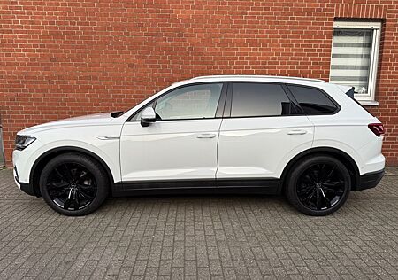 VW Touareg Volkswagen 3.0 4Motion"ACC"LED"AppCar"Kam"4xSiHz"21