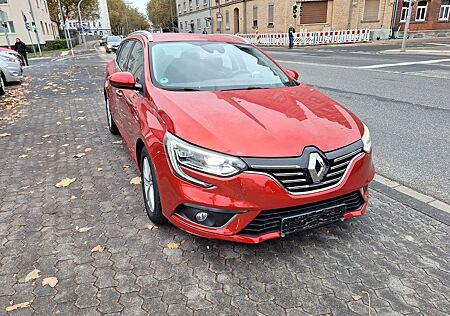 Renault Megane IV Grandtour Intens Klima Leder Navi