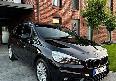 BMW 216d Active Tourer Sport Line Top Ausstattung