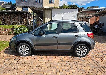 Suzuki SX4 Classic 1.6 VVT 4WD Style PDC AHK