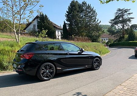 BMW 140 M140i xDrive | Special Edition | LED | H/K