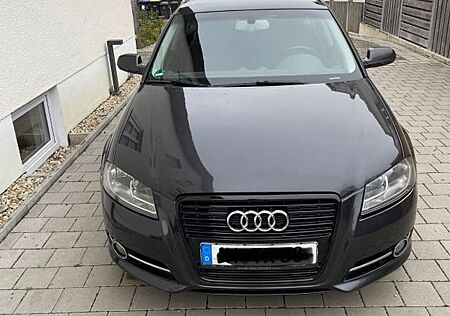 Audi A3 1.4 TFSI S tronic Attraction Sportback At...