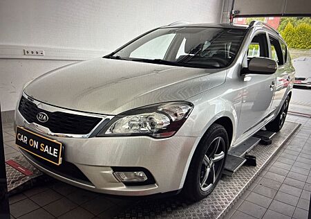 Kia Cee'd / Ceed