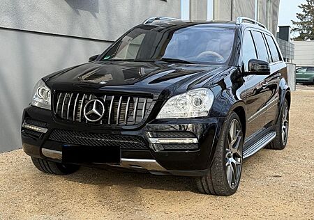 Mercedes-Benz GL 450 AMG Line Tiefergelegt 7-Sitzer 23 Zoll