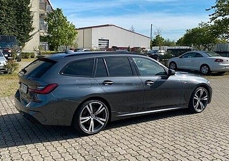 BMW 320d Touring M Sport Automatik