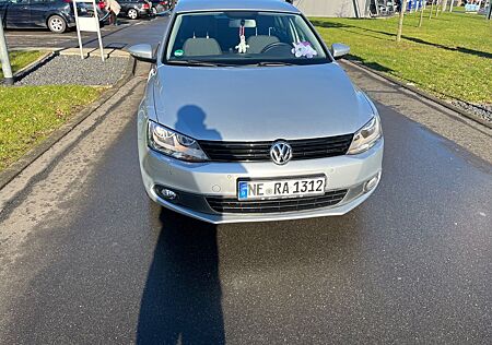 VW Jetta Volkswagen 1.4 TSI 90 kW Comfortline Comfortline