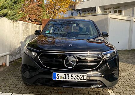 Mercedes-Benz EQB 250+ +