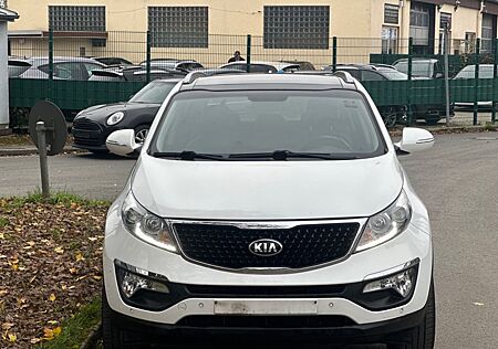 Kia Sportage Dream Team 2WD*Pano*Navi*Leder*Kamera*