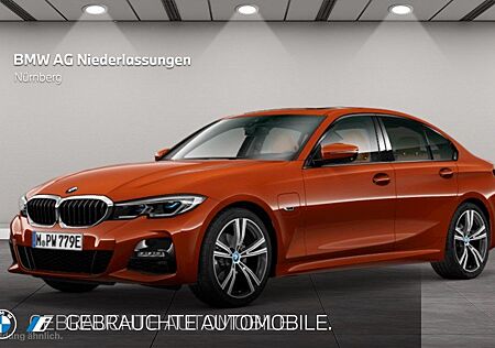BMW 330e Limousine
