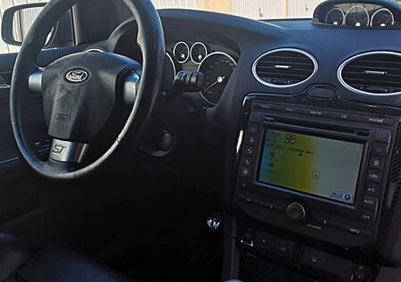 Ford Focus 2,5 ST 5 Zylinder Turbo