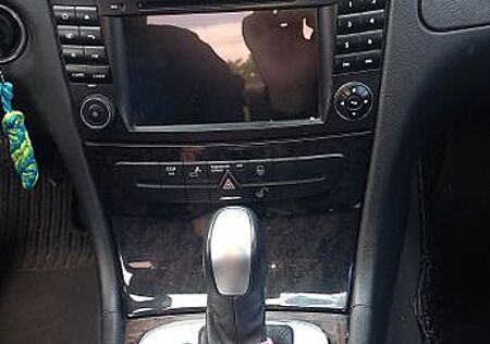 Mercedes-Benz E 320 CDI AVANTGARDE Avantgarde