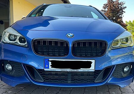BMW 2er 220 Active Tourer 220i M Sport M Sport