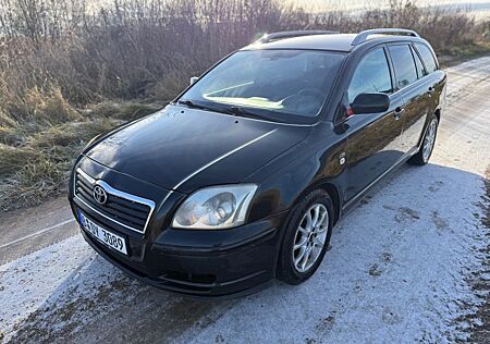 Toyota Avensis Combi Sol 2.0-l-D-4D Sol