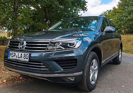VW Touareg Volkswagen 3.0 V6 TDI SCR 150kW Tiptronic -