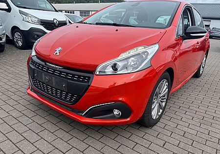 Peugeot 208 gebraucht kaufen Peugeot 208 Allure Wenig KM Kamera