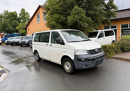 VW T5 Kombi Volkswagen 4X4Allrad Klima TÜV 1.Hand 9-Sitzer AHK