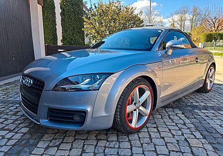 Audi TT Roadster 3.2 quattro -