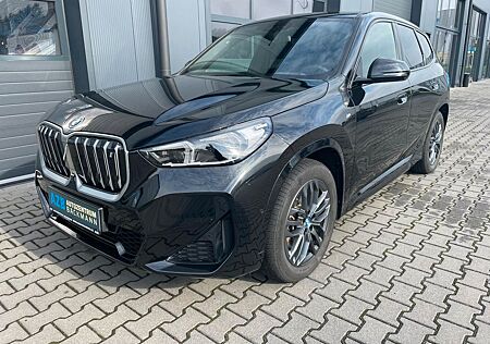 BMW iX1 30 xDrive M SPORT AHK LED NAVI HUD DAB