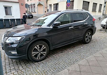 Nissan X-Trail 1.6D TÜV Aut Navi Pano Alu Ahk360°Kamera