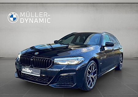 BMW 520d xDrive Touring M SPORT PANO HARMAN KARDON R