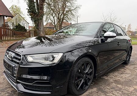 Audi S3 2.0 TFSI quattro 19zoll Xenon