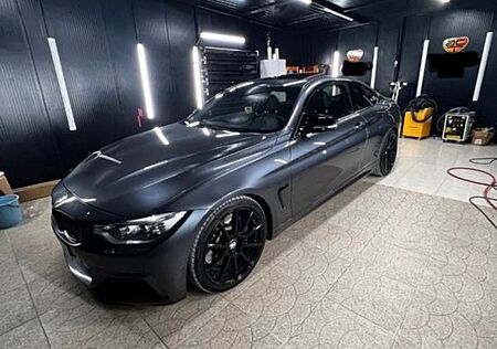 BMW 435i xDrive M, Akrapovic Endrohr, 8-fach bereift
