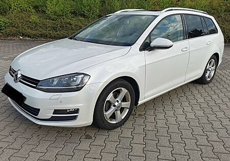 VW Golf Volkswagen 2.0 TDI BMT Highline Variant Xenon SHZ AHK