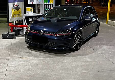 VW Golf Volkswagen 2.0 TSI DSG GTi Automat Sternenhimmel