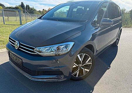 VW Touran Volkswagen 2.0 TDI SCR ACTIVE DSG SHZ ACC PDC APP