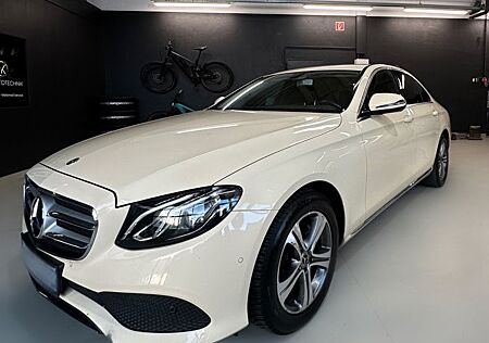 Mercedes-Benz E 220 gebraucht kaufen Mercedes-Benz E 220 d EXCLUSIVE Autom. EXCLUSIVE