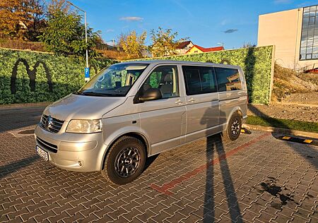 VW T5 Multivan Volkswagen Very RARE !! 4motion Long 2.5